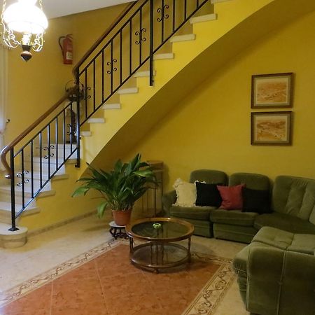 Hostal Restaurante Reina El Tejar エクステリア 写真