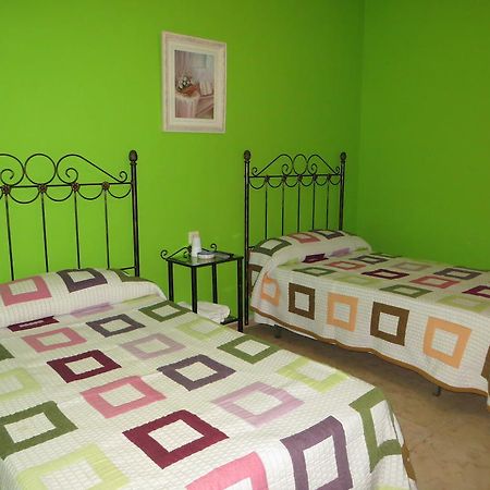 Hostal Restaurante Reina El Tejar エクステリア 写真